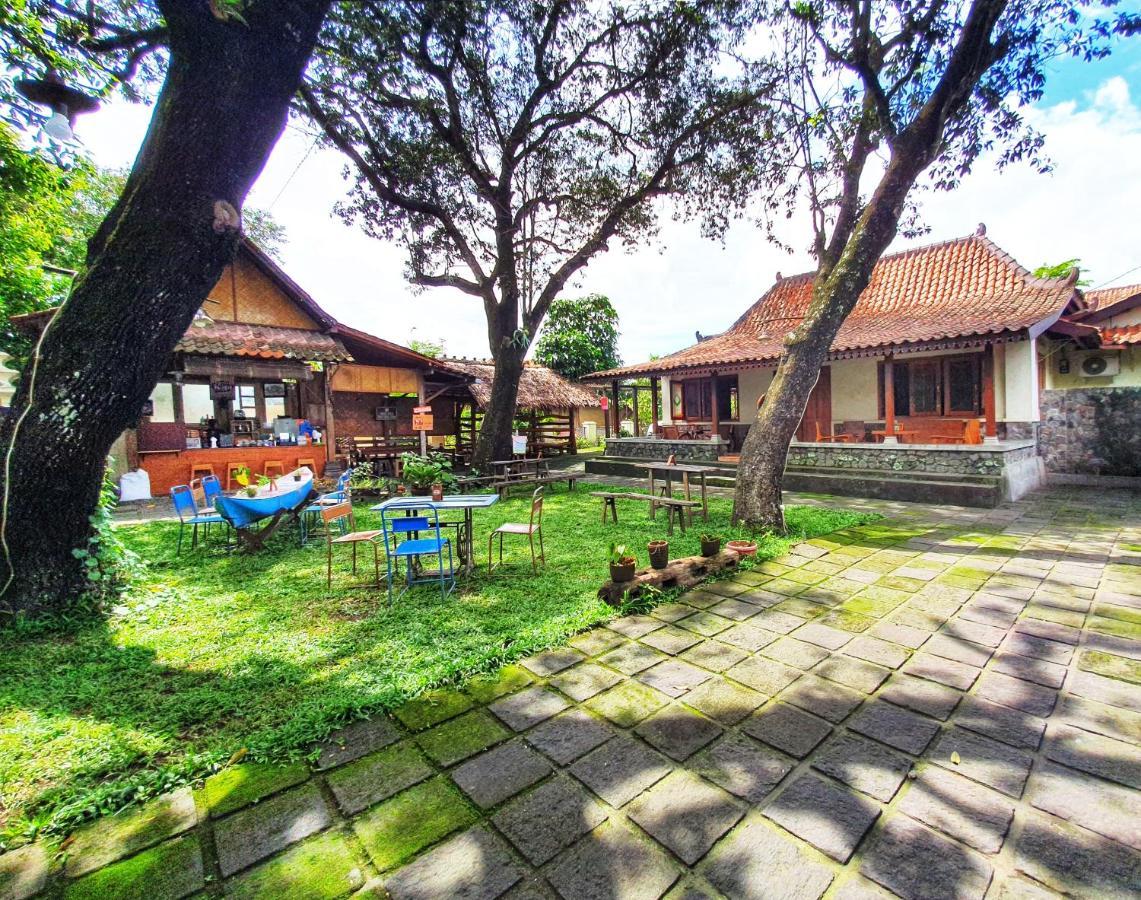 Omah Pitoe Yogya Homestay Yogyakarta Exterior photo
